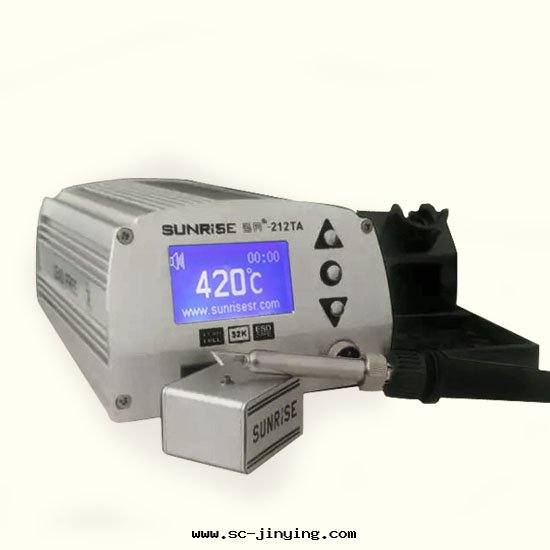 流水(shuǐ)線(xiàn)上(shàng)的(de)焊台(tái)