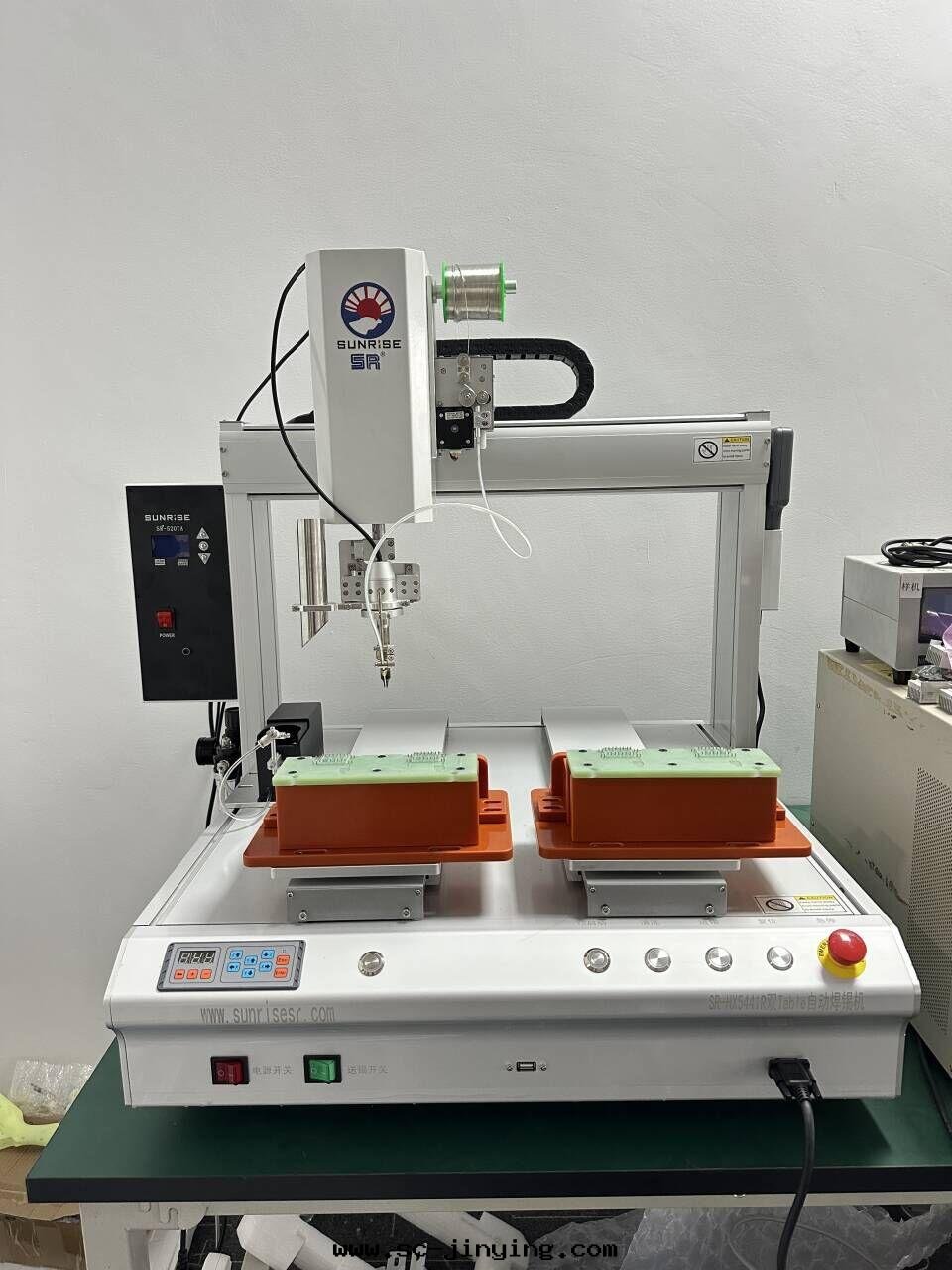 SR-HX5551R自(zì)動(dòng)焊锡(xī)機(jī)